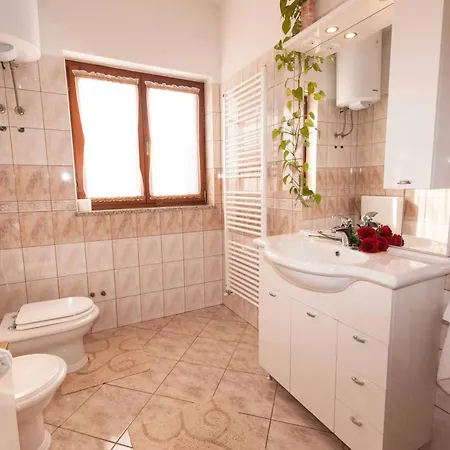 Vakantiehuis Roza, A Beautiful With Pool Close To The *