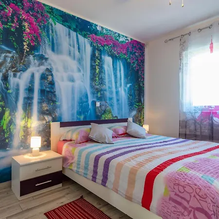 Casa vacanze Roza, A Beautiful With Pool Close To The *